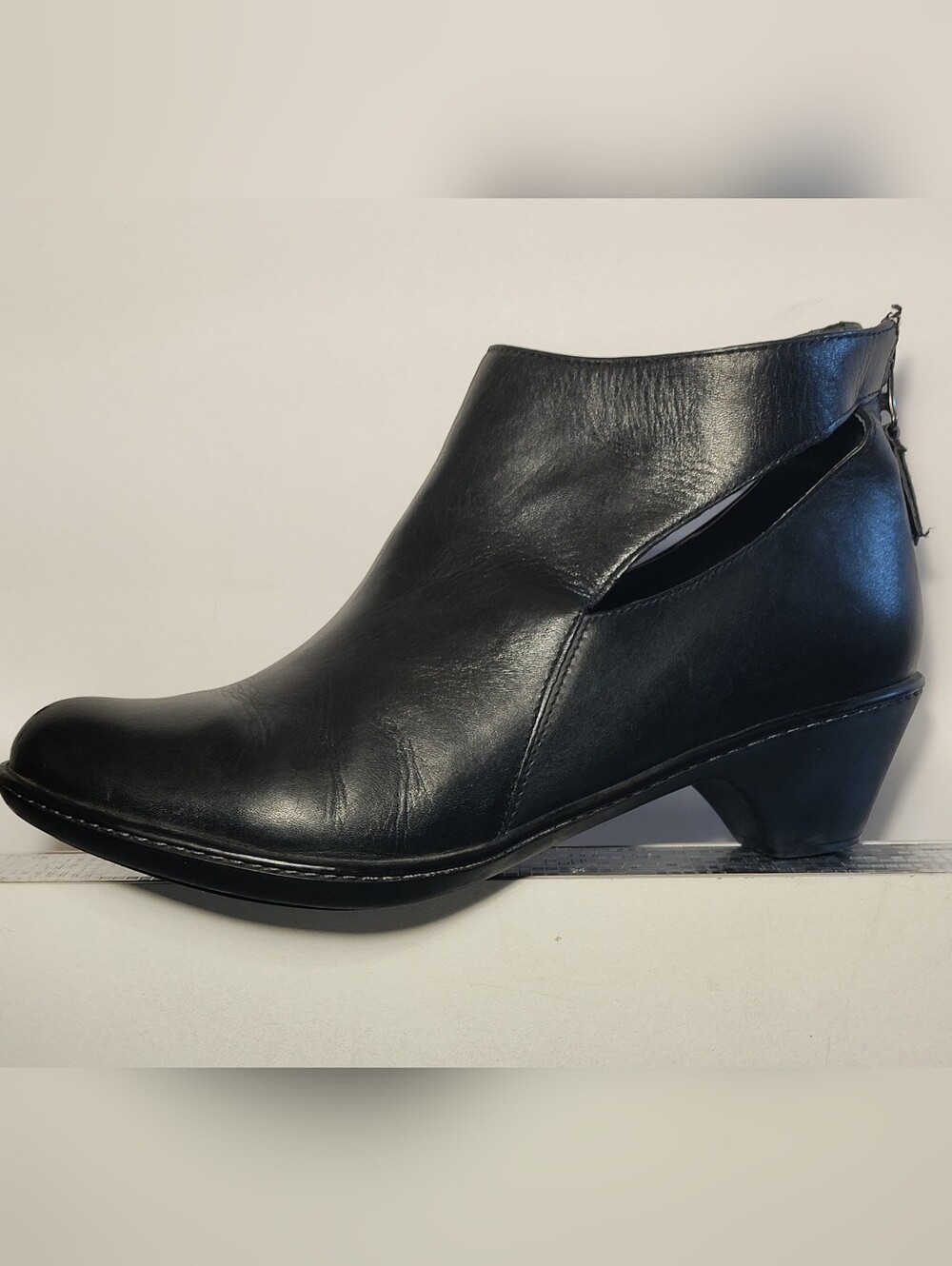 Dansko Bonita Black Leather Cutout Ankle Booties EU 41 US 10.5–11